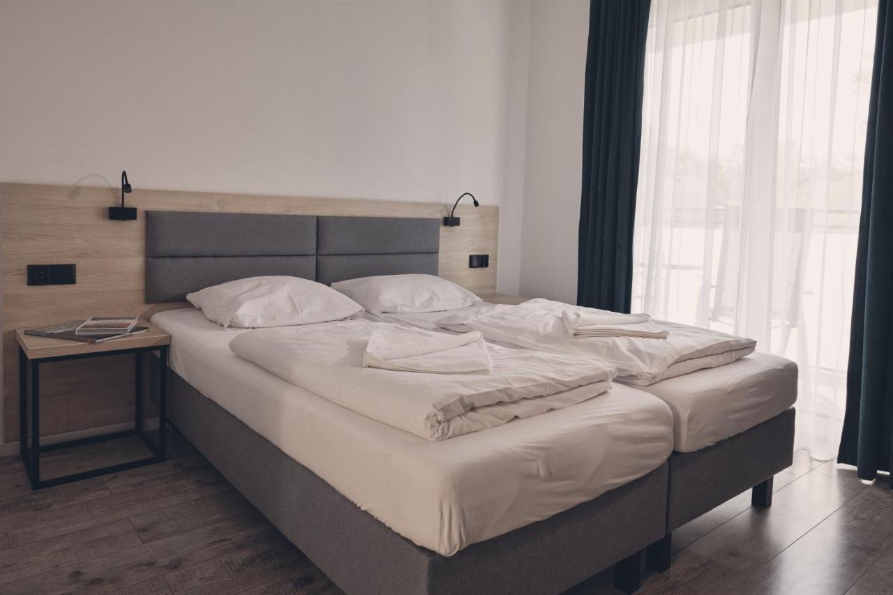 Siesta Pensjonat, Rewal